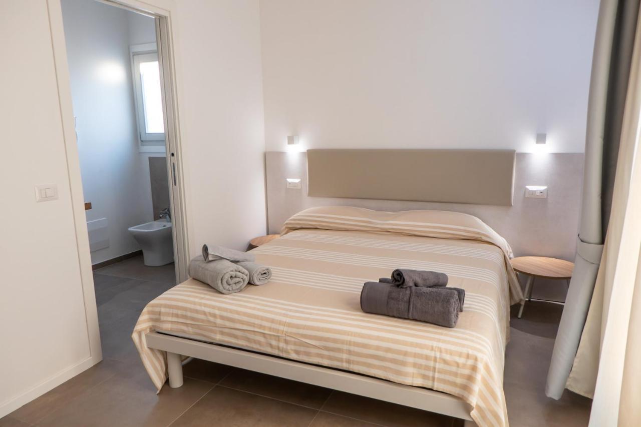 Villa Est San Teodoro  Bagian luar foto
