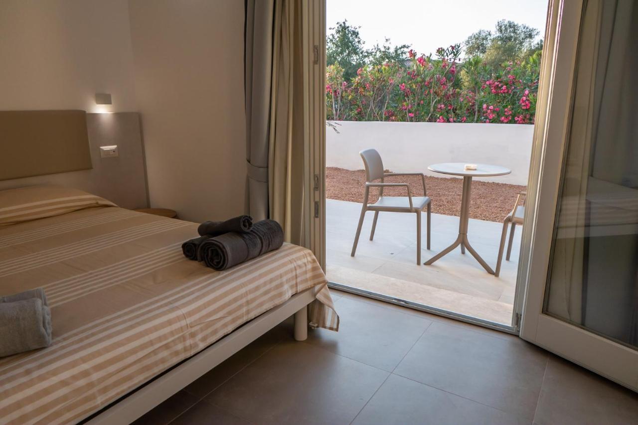 Villa Est San Teodoro  Bagian luar foto