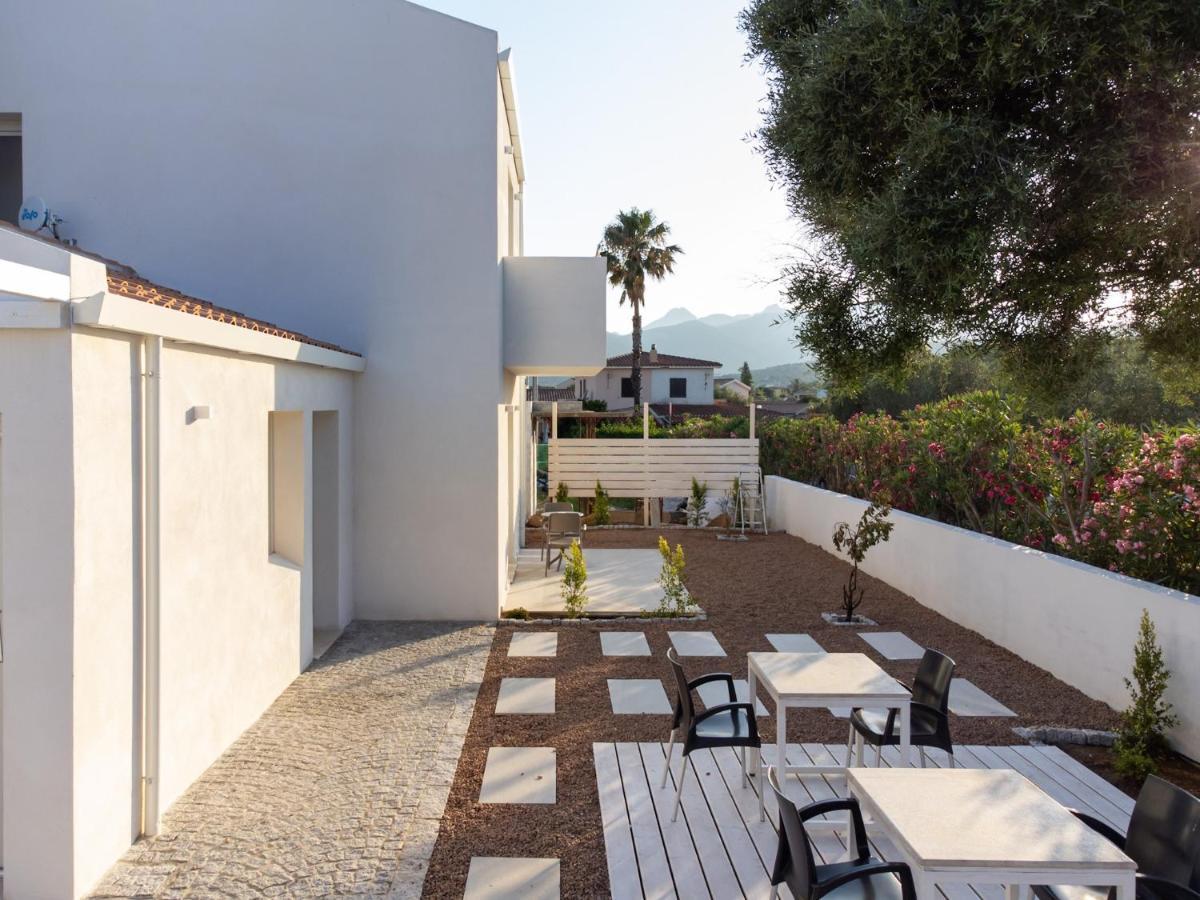Villa Est San Teodoro  Bagian luar foto
