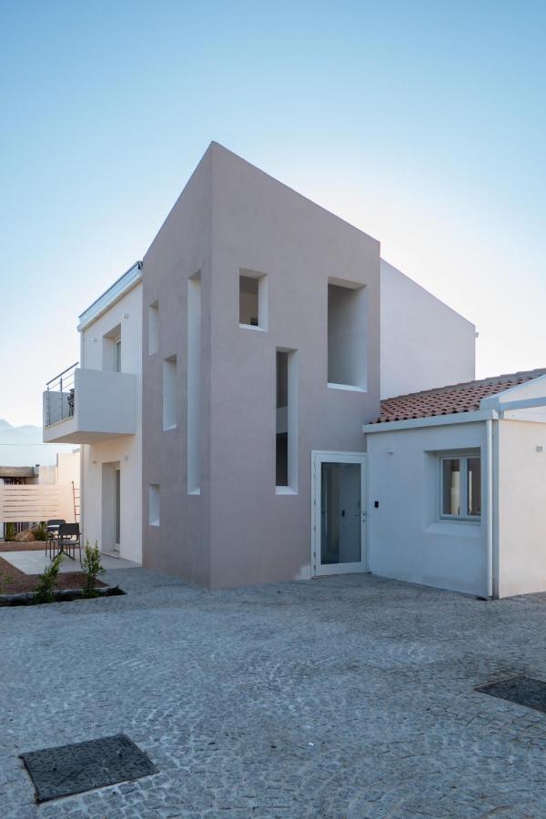 Villa Est San Teodoro  Bagian luar foto
