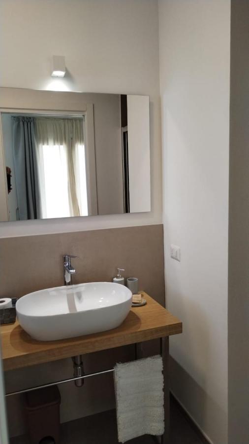 Villa Est San Teodoro  Bagian luar foto