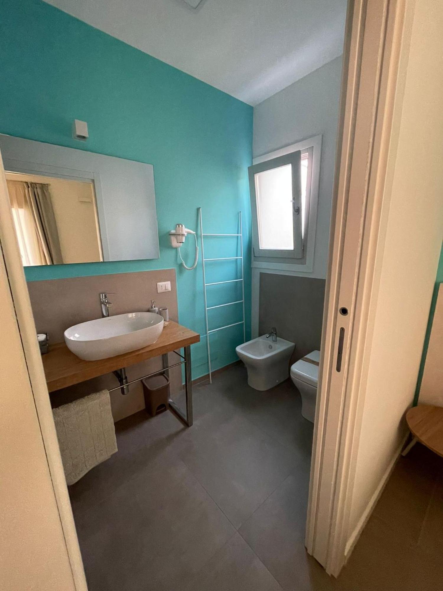 Villa Est San Teodoro  Bagian luar foto